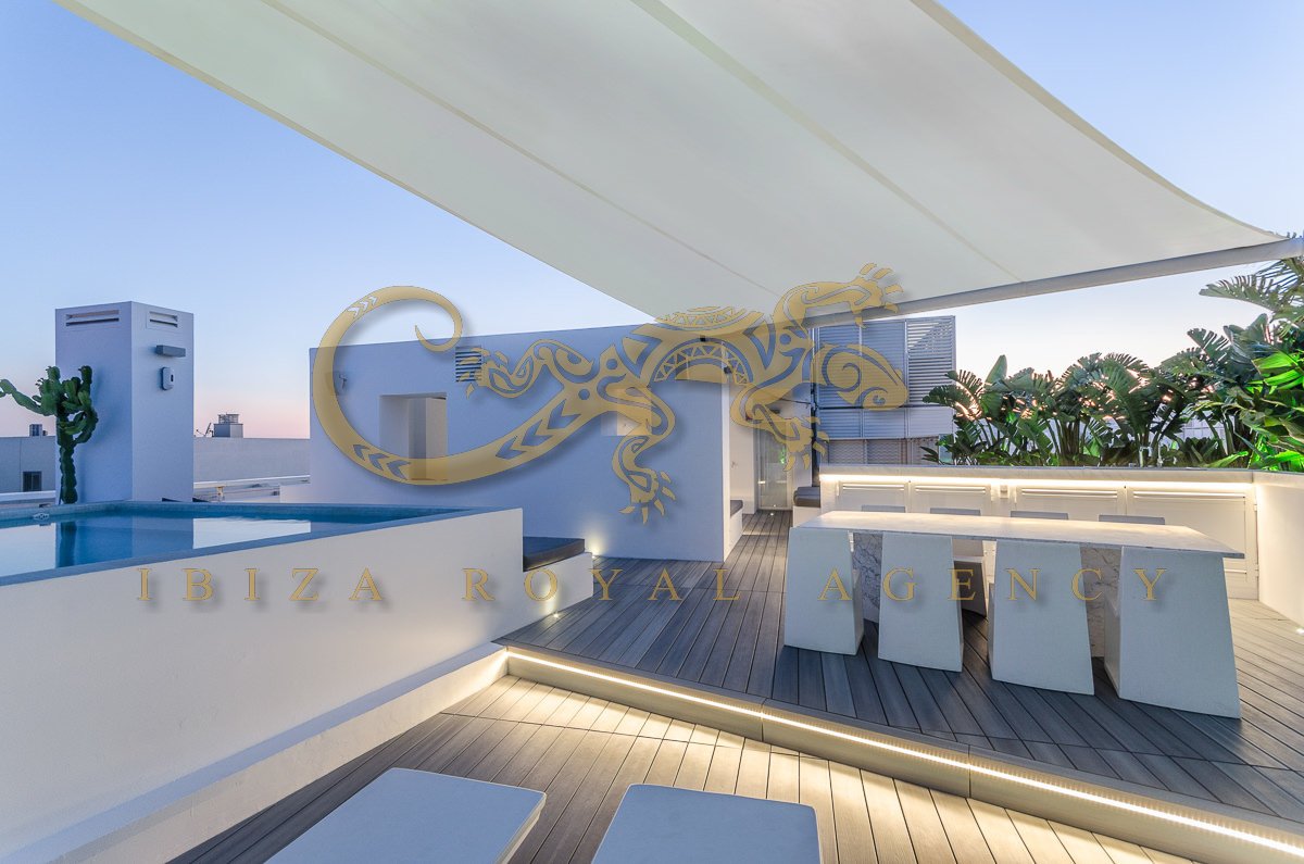 Пентхаус с 2 спальнями в Сьюдад Ибицы, Испания № 882