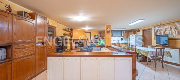 Вилла с 6 спальнями в Перуджа, Италия № 64949 5