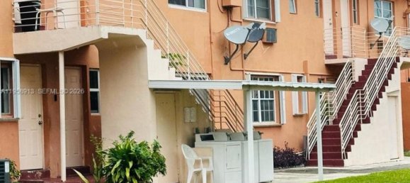 2 chambres propriété commerciale à louer à Miami, Miami-Dade, Florida, USA № 614254 12