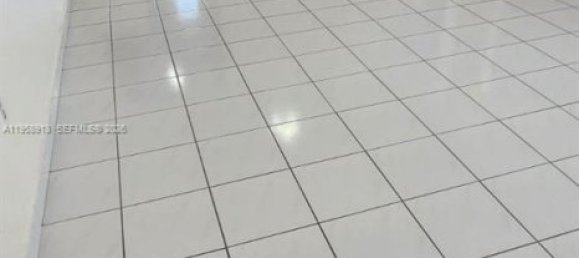 2 chambres propriété commerciale à louer à Miami, Miami-Dade, Florida, USA № 614254 5
