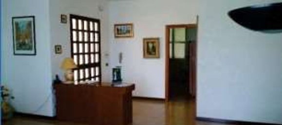 5 rooms Apartment in Orte, Italy No. 199113 9