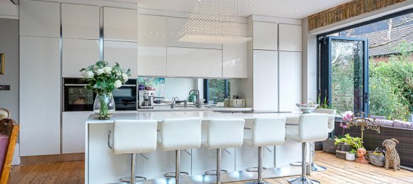 Дом с 5 спальнями в Илинг, Великобритания № 14107 31