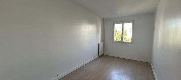 3 bedrooms Apartment in Paris, France No. 114245 12