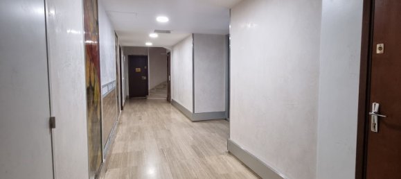 3 bedrooms Apartment in Paris, France No. 114245 21