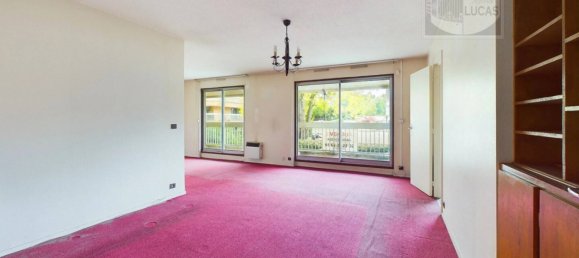 2 Schlafzimmer Wohnung in Verrieres-le-Buisson, France, Nr. 164494 5