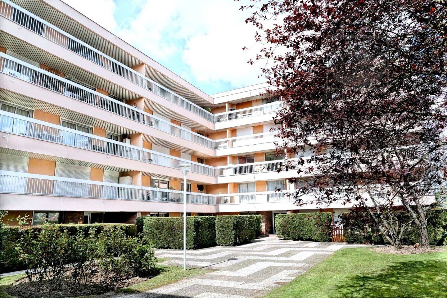 2 Schlafzimmer Wohnung in Verrieres-le-Buisson, France, Nr. 164494