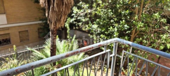 3 bedrooms Apartment in Rome, Italy No. 44852 4