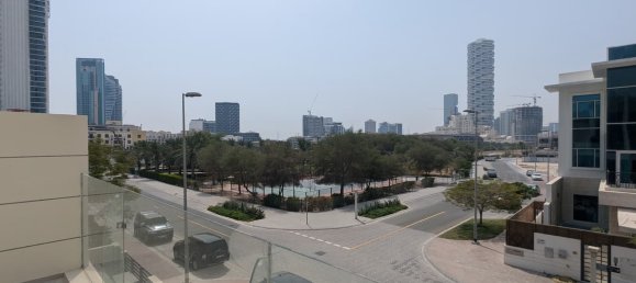 Villa de 4 dormitorios en Jumeirah Village Circle, UAE No. 110626 6