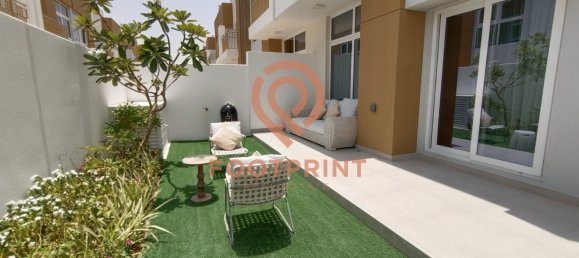 3 bedrooms Townhouse in Dubai, UAE No. 24557 13