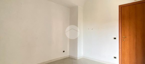 Квартира с 3 спальнями в Сан Джорджо а Кремано, Италия № 320798 18