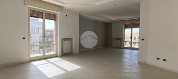 Квартира с 3 спальнями в Сан Джорджо а Кремано, Италия № 320798 14