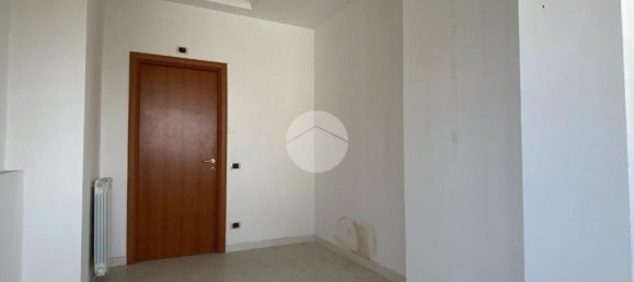 Квартира с 3 спальнями в Сан Джорджо а Кремано, Италия № 320798 22