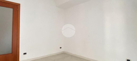 Квартира с 3 спальнями в Сан Джорджо а Кремано, Италия № 320798 21