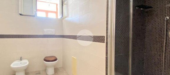 Квартира с 3 спальнями в Сан Джорджо а Кремано, Италия № 320798 25