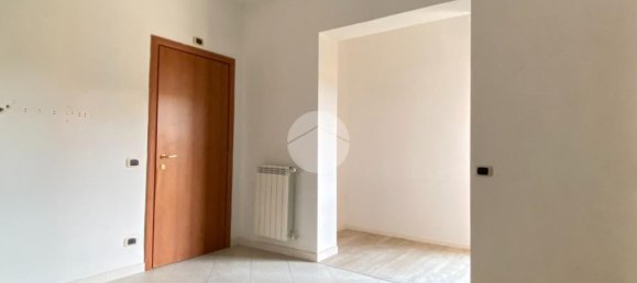 Квартира с 3 спальнями в Сан Джорджо а Кремано, Италия № 320798 24