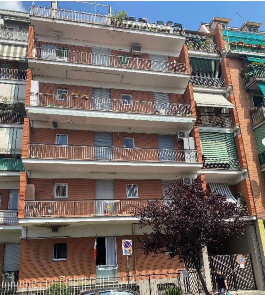 Studio in Baranzate, Italy No. 156340