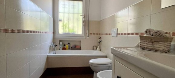 5 rooms Apartment in Argelato, Italy No. 295198 10