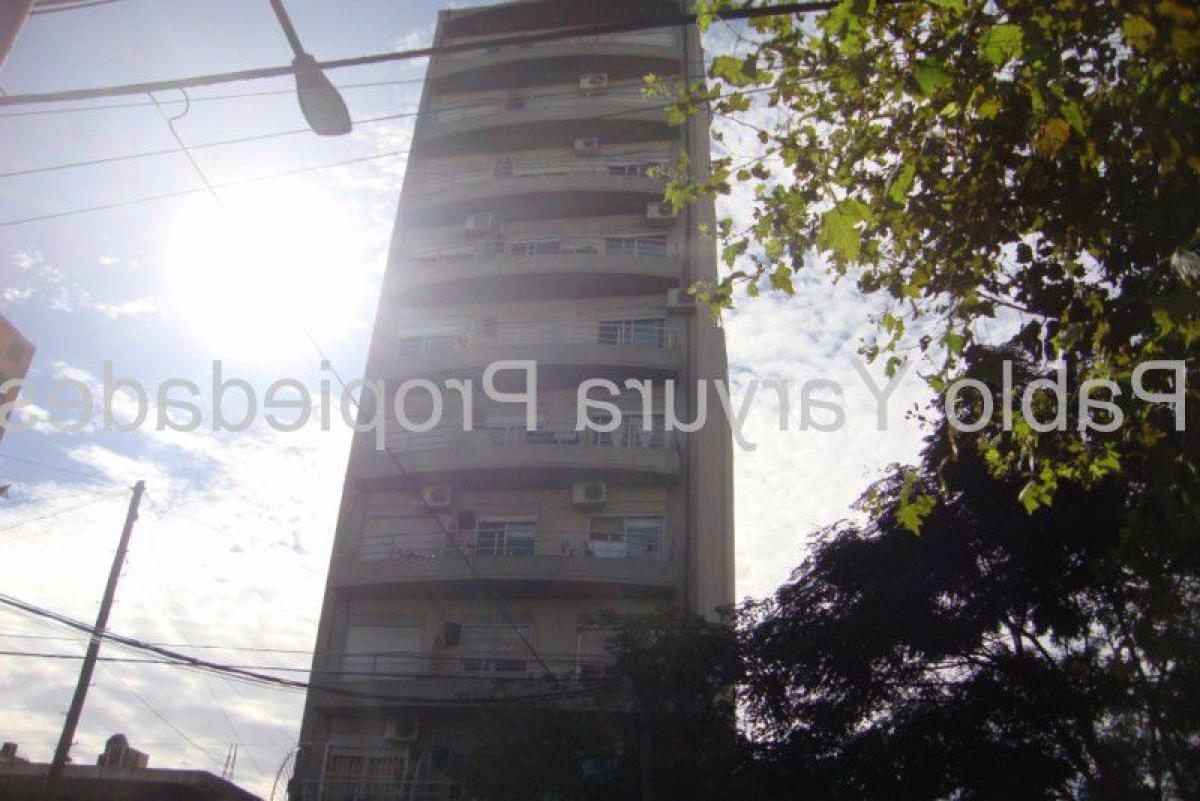 2 bedrooms Apartment in Tres de Febrero, Argentina No. 52038