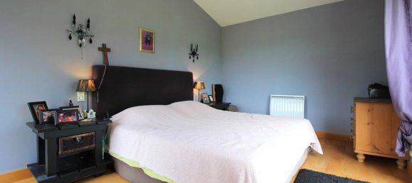 Дом с 5 спальнями в Монфланкен, Франция № 335906 8