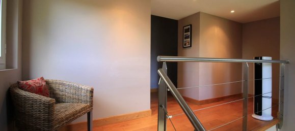 Дом с 5 спальнями в Монфланкен, Франция № 335906 10