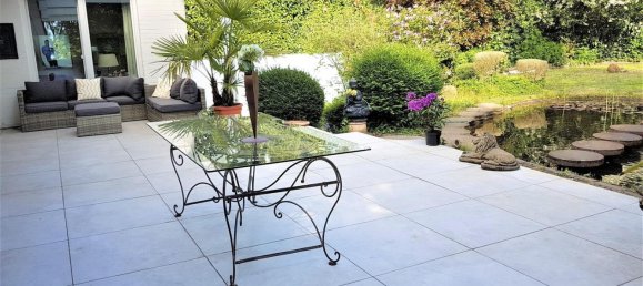 Casa de 13 habitaciónes en Neuss, Germany No. 267132 6