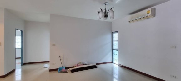 3 bedrooms Cafe / restaurant in Pattaya, Thailand No. 1257 9