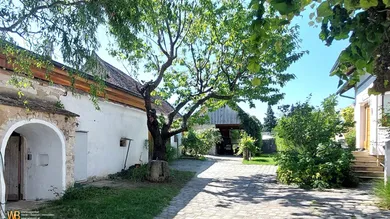 6-Zimmer Lagerhaus in Eisenstadt Umgebung, Austria, Nr. 217995
