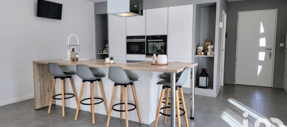 3 Schlafzimmer Haus in Saint-Maurice-en-Gourgois, France, Nr. 261046 2