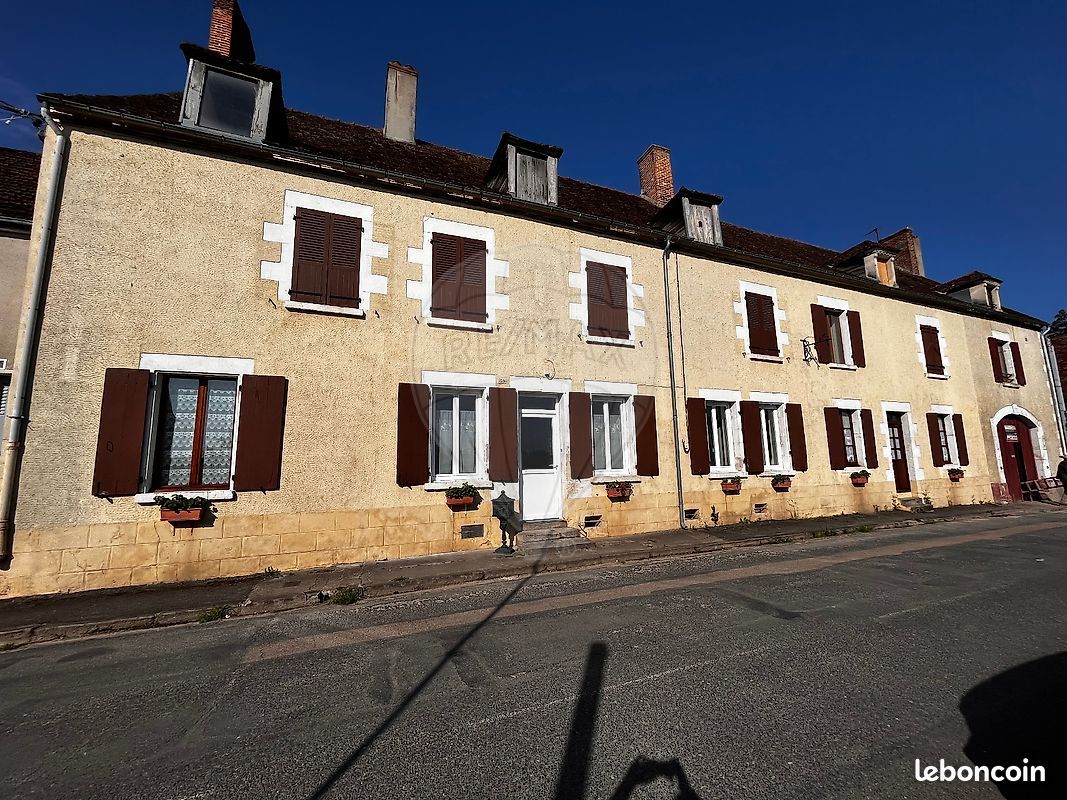 6 غرف نوم منزل في Herry, France رقم 213566