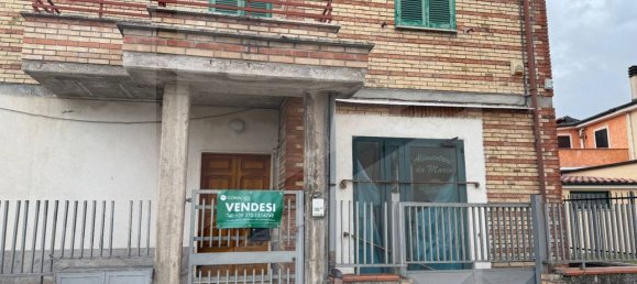 4 rooms House in Avezzano, Italy No. 18307 26