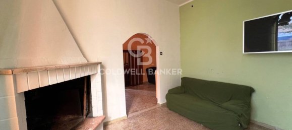 3 bedrooms Villa in Spoltore, Italy No. 84216 8