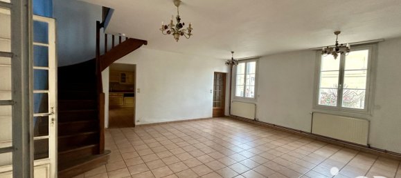 Дом с 3 спальнями в Сен-Николя-де-Бургей, Франция № 214997 5