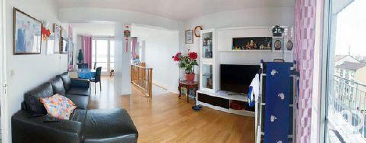 3 Schlafzimmer Eigentumswohnung in La Courneuve, France, Nr. 28069