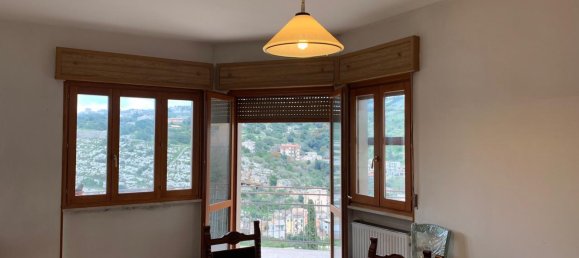 4-salle Appartement à Modica, Italy No. 235476 12