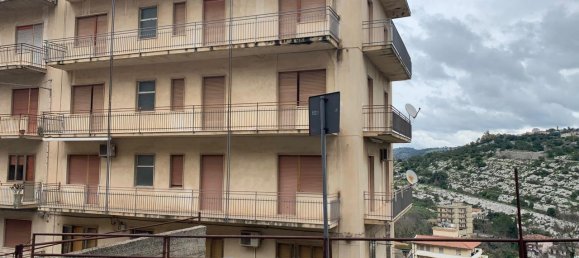 4-salle Appartement à Modica, Italy No. 235476 26