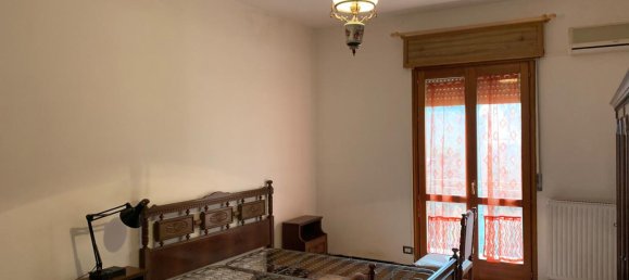 4-salle Appartement à Modica, Italy No. 235476 15