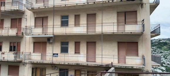 4-salle Appartement à Modica, Italy No. 235476 25