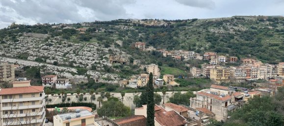 4-salle Appartement à Modica, Italy No. 235476 7