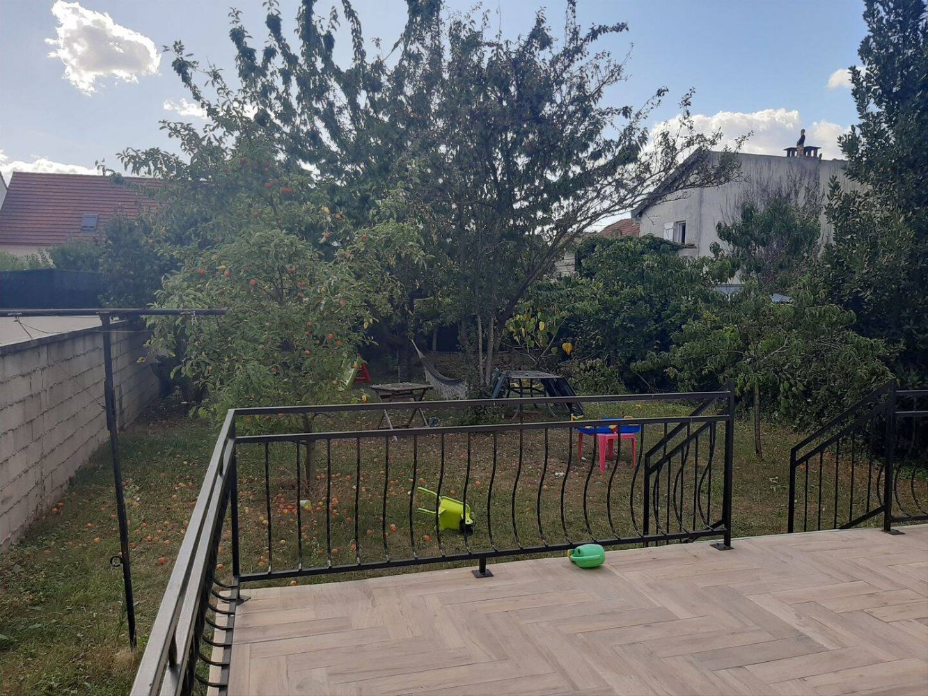 3 Schlafzimmer Haus in Sainte-Genevieve-des-Bois, France, Nr. 333663