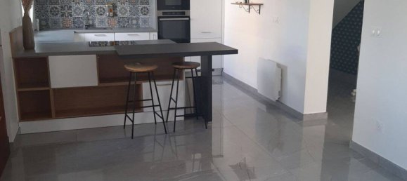 3 Schlafzimmer Haus in Sainte-Genevieve-des-Bois, France, Nr. 333663 2