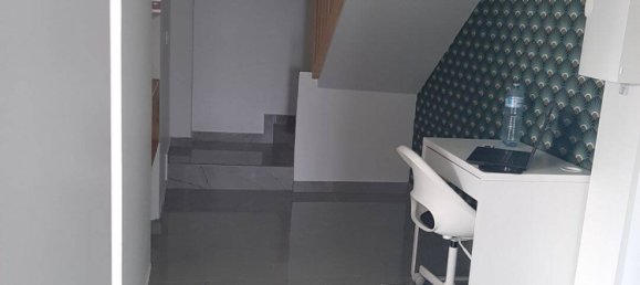 3 Schlafzimmer Haus in Sainte-Genevieve-des-Bois, France, Nr. 333663 5