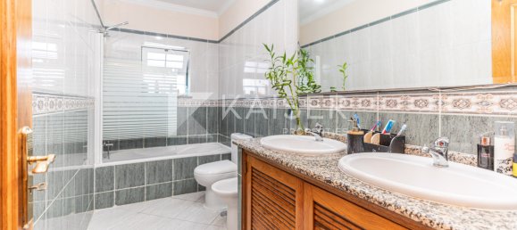 3 Schlafzimmer Wohnung in Ferreiras, Portugal, Nr. 305901 11