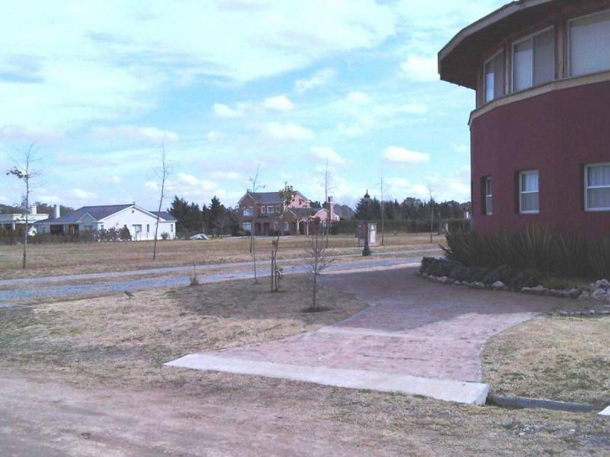 Terreno en Pilar, Argentina No. 110600