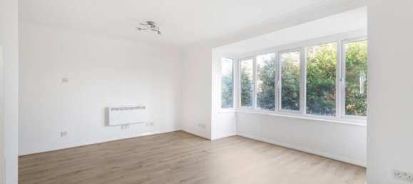 1 bedroom Apartment in London, United Kingdom No. 12397 2