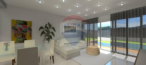 Villa de 4 habitaciónes en Isola Rizza, Italy No. 141852 8