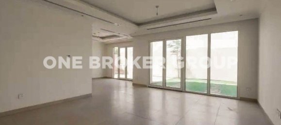 4 bedrooms Villa in Al Barsha, UAE No. 1539 5