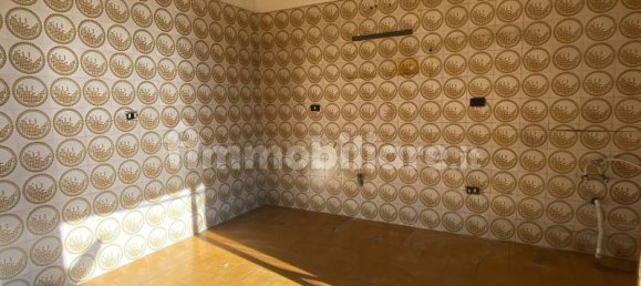4 rooms Apartment in San Giuseppe Vesuviano, Italy No. 370261 3