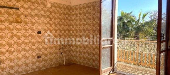 4 rooms Apartment in San Giuseppe Vesuviano, Italy No. 370261 2