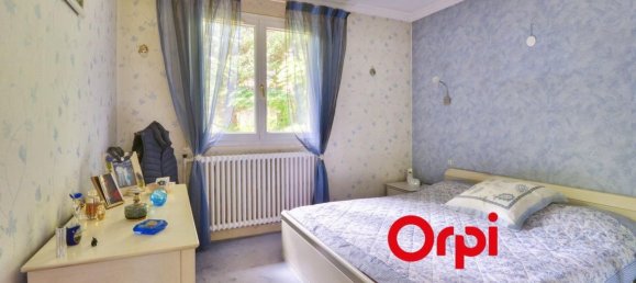 3 bedrooms House in Rhone, France No. 337873 5