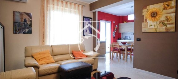 Apartamento de 3 divisões em Reggio Calabria, Italy N.º 174105 9